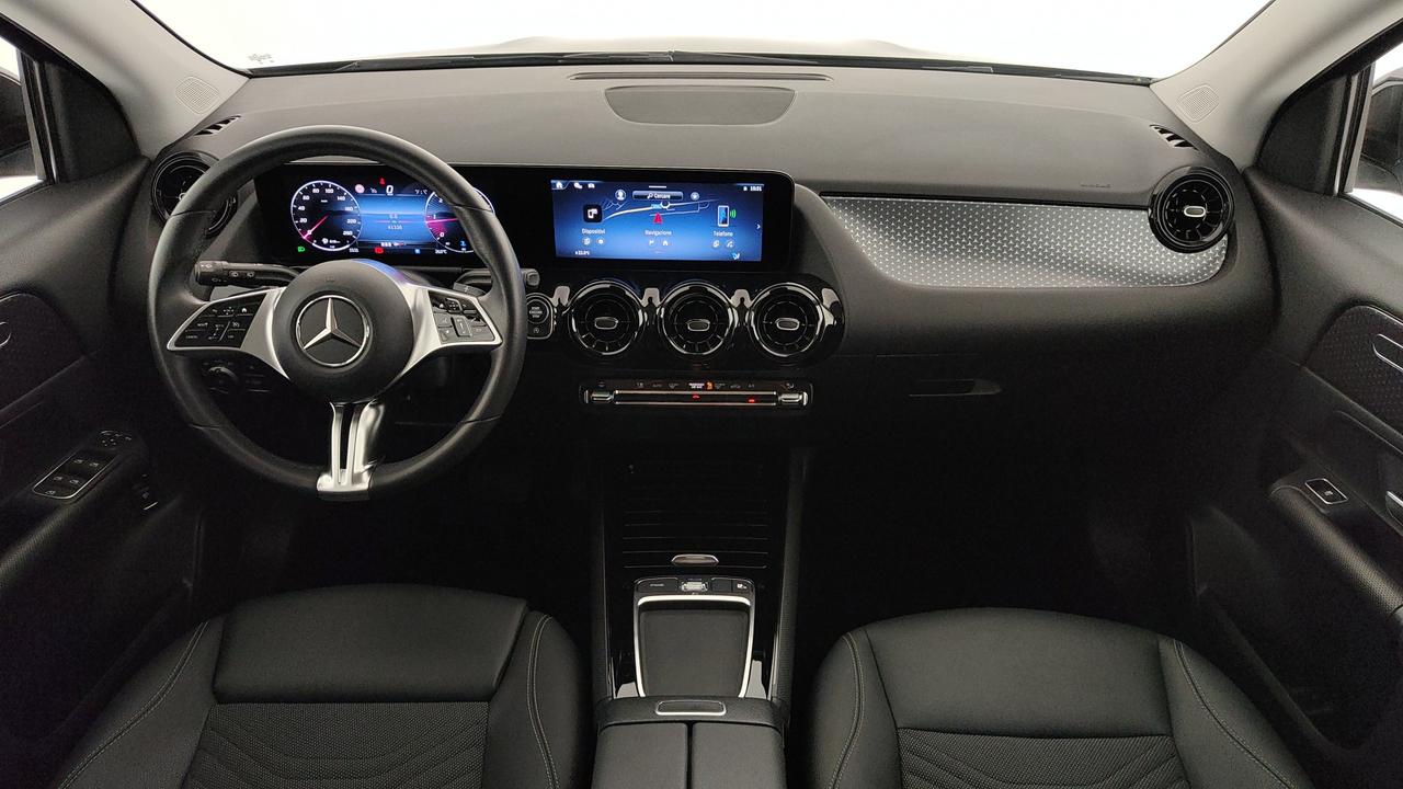 Mercedes-Benz GLA 180 d Advanced auto