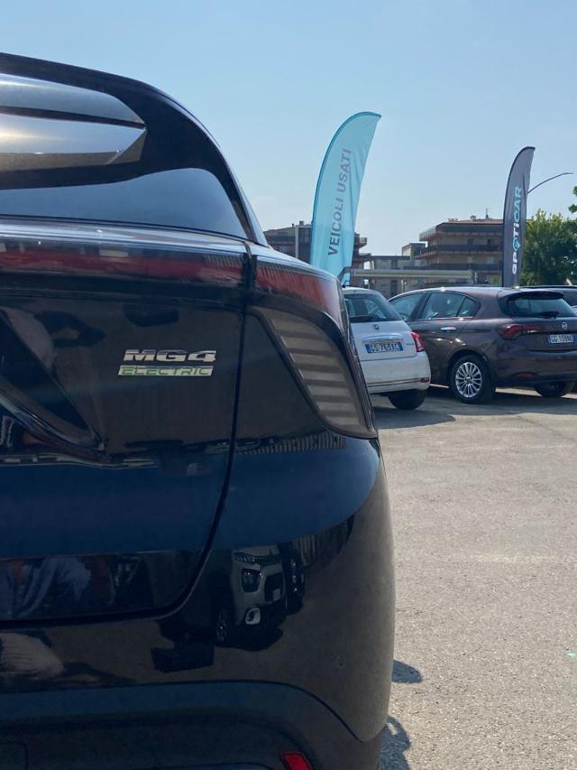MG MG4 *PROMO* Comfort 64 KWh