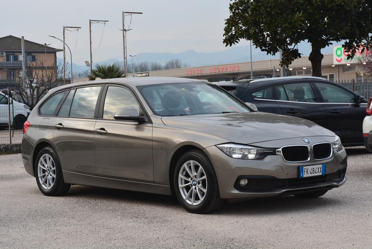 Bmw 318 318d Touring Business Advantage aut.