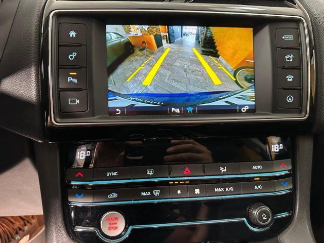 JAGUAR F-Pace 2.0 D 180 CV aut. R-Sport