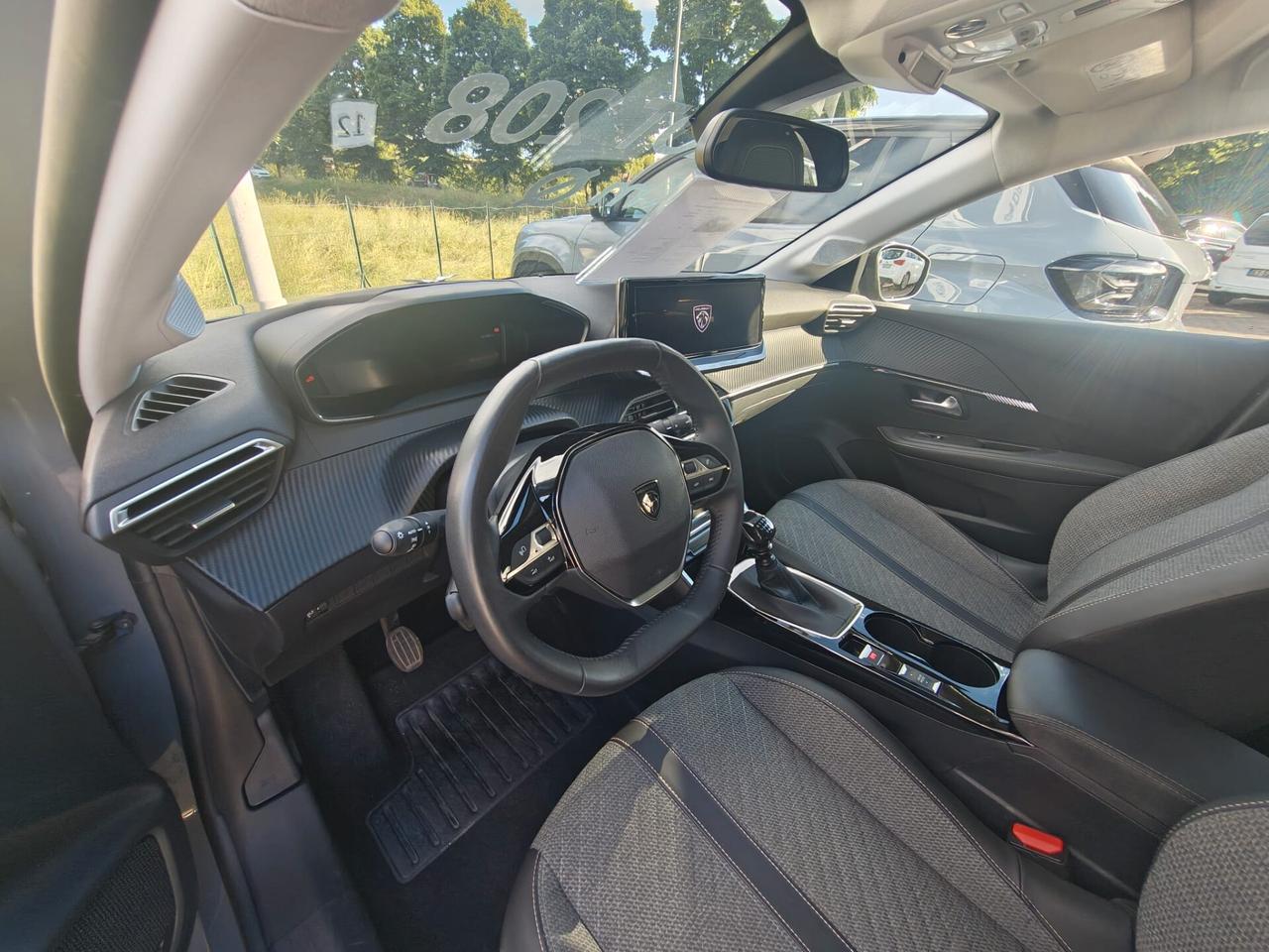 Peugeot 208 PureTech 100 Stop&Start 5 porte Allure