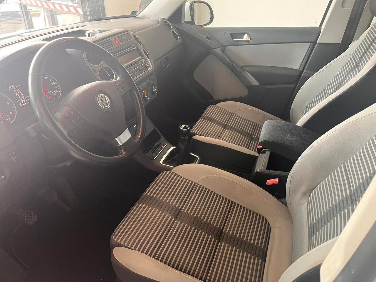 Volkswagen Tiguan 2.0 TDI DPF 4MOTION Sport & Style