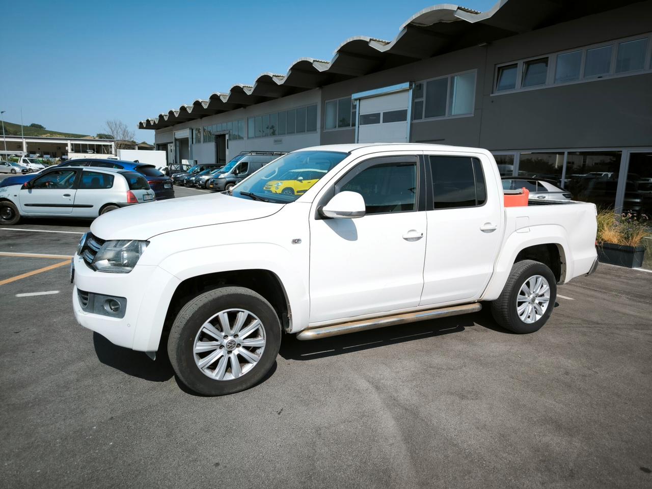 Volkswagen Amarok 2.0 BiTDI 180 CV 4MOTION Permanente Aut. Trendline