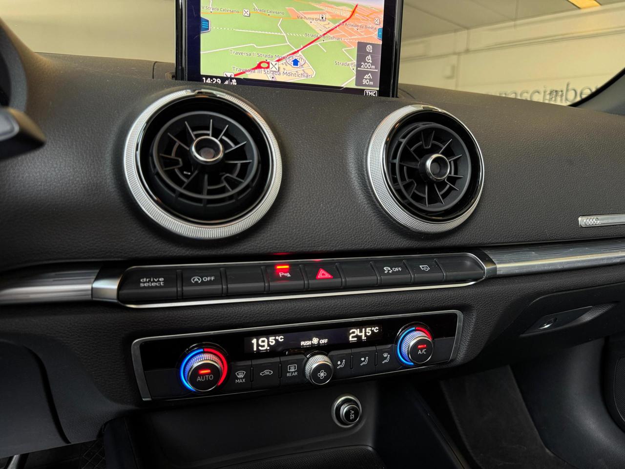 Audi A3 Cabrio 2.0 tdi Sport 150cv s-tronic