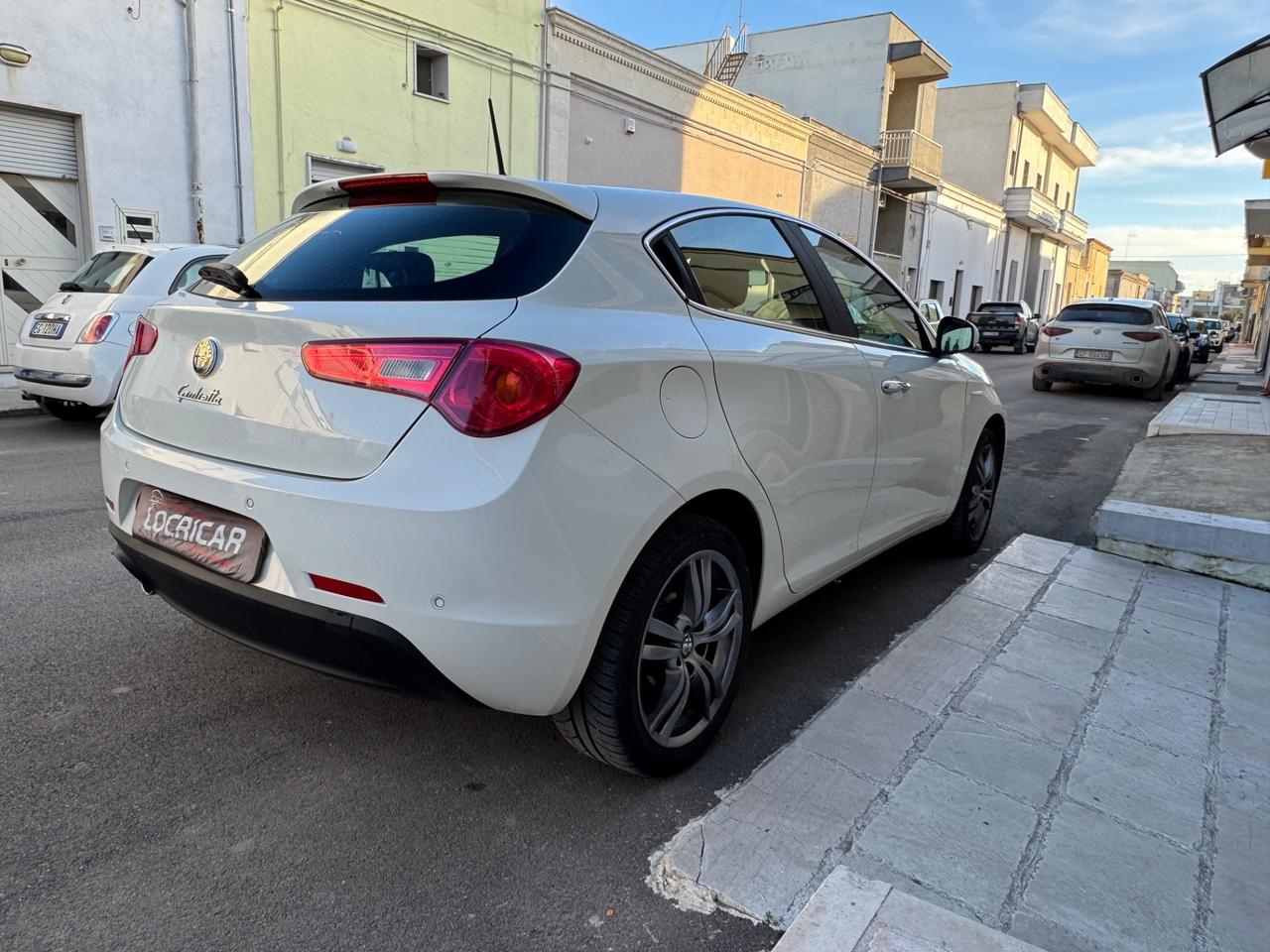 Alfa Romeo Giulietta 1.6 JTDm-2 105 CV Distinctive