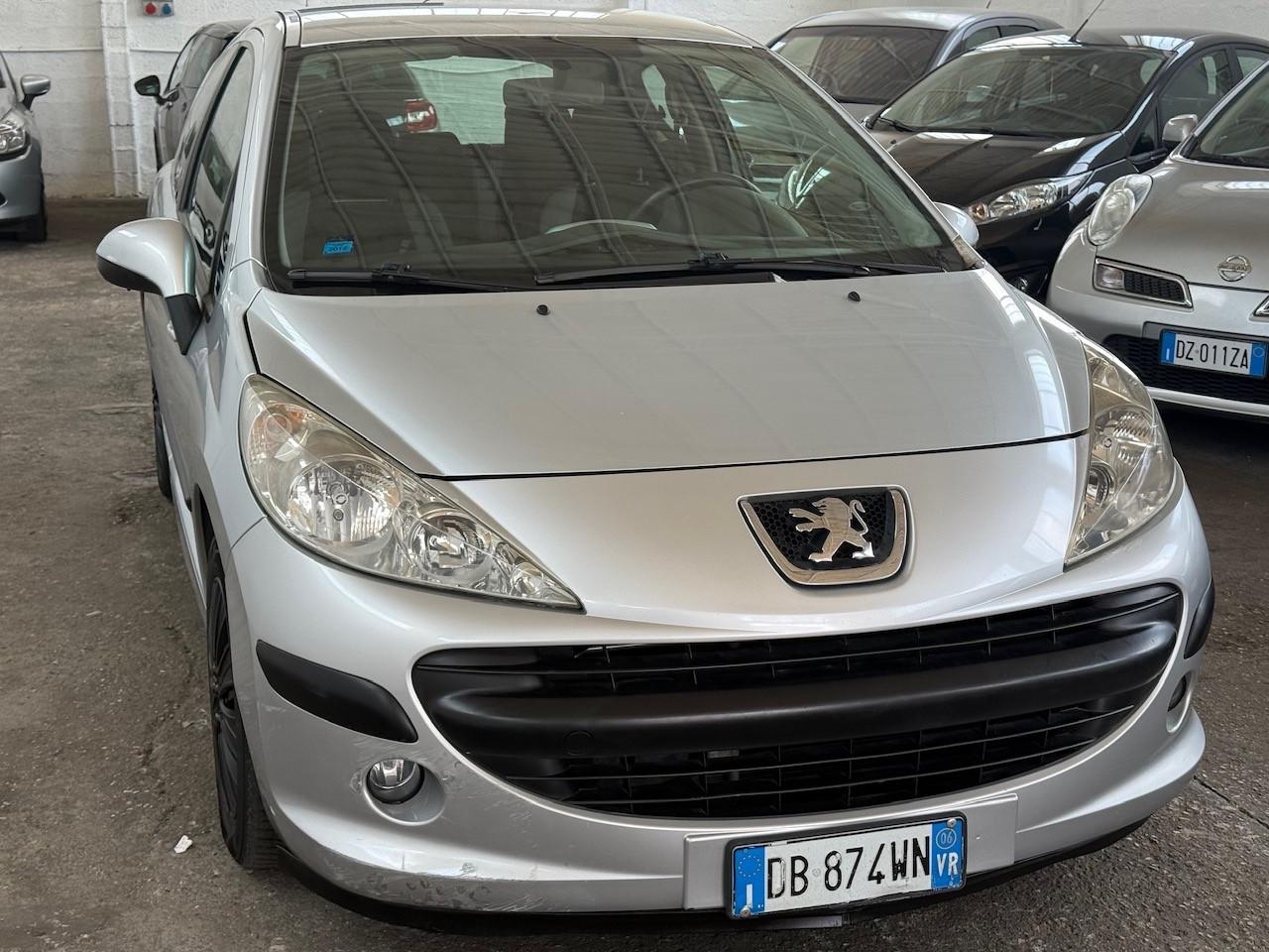 Peugeot 207 1.4 88CV 3p. XS