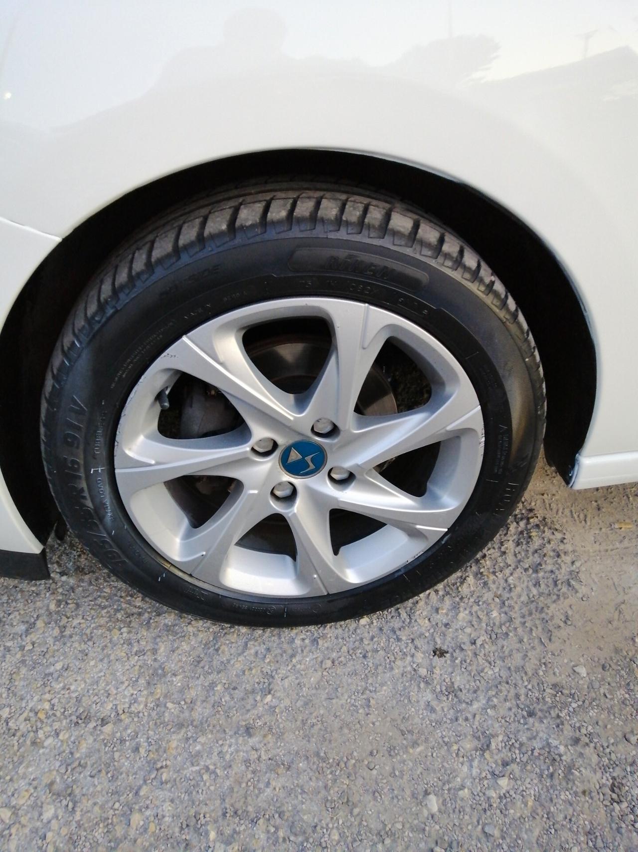 Ds DS3 DS 3 BlueHDi 75 Sport Chic