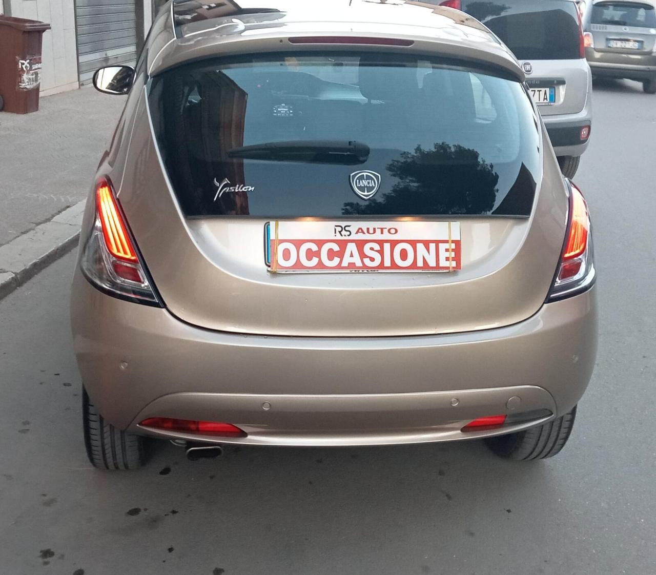 Lancia Ypsilon 1.2 69 CV 5 porte S&S Gold