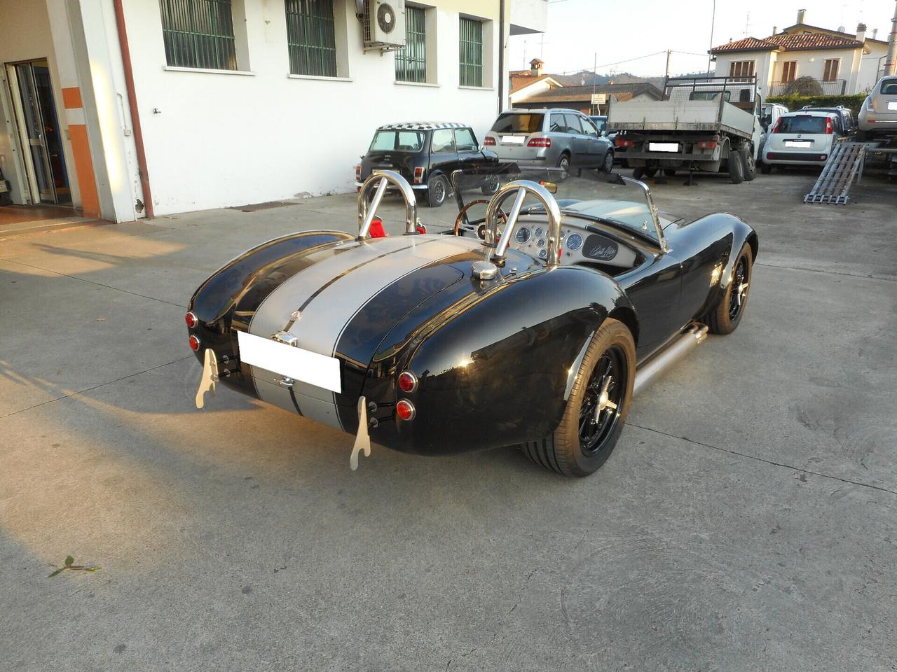 AC Cobra (Gardner Douglas GD427)