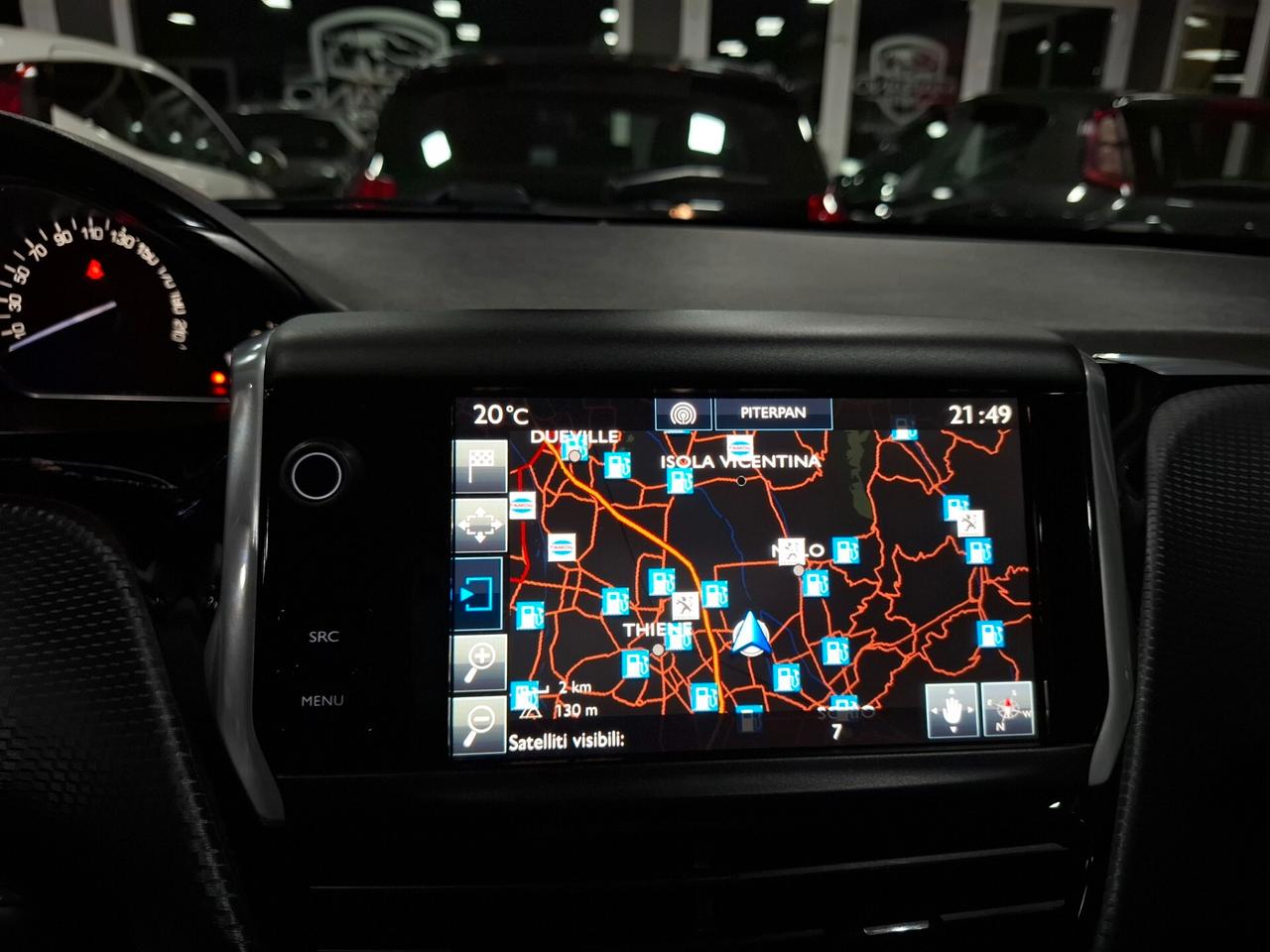 Peugeot 208 1.2 benzina Neopatentati