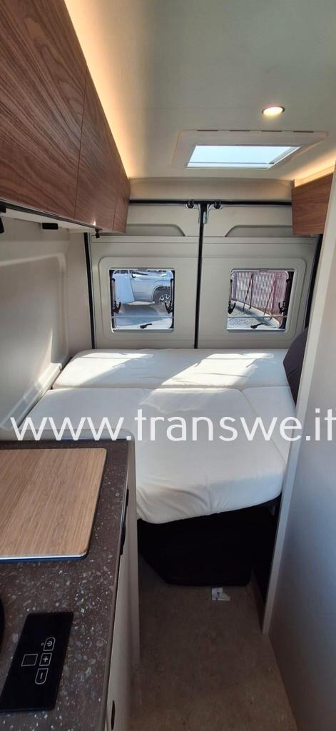 Bürstner Papilon PC 6.0 van con letto matrimoniale in coda