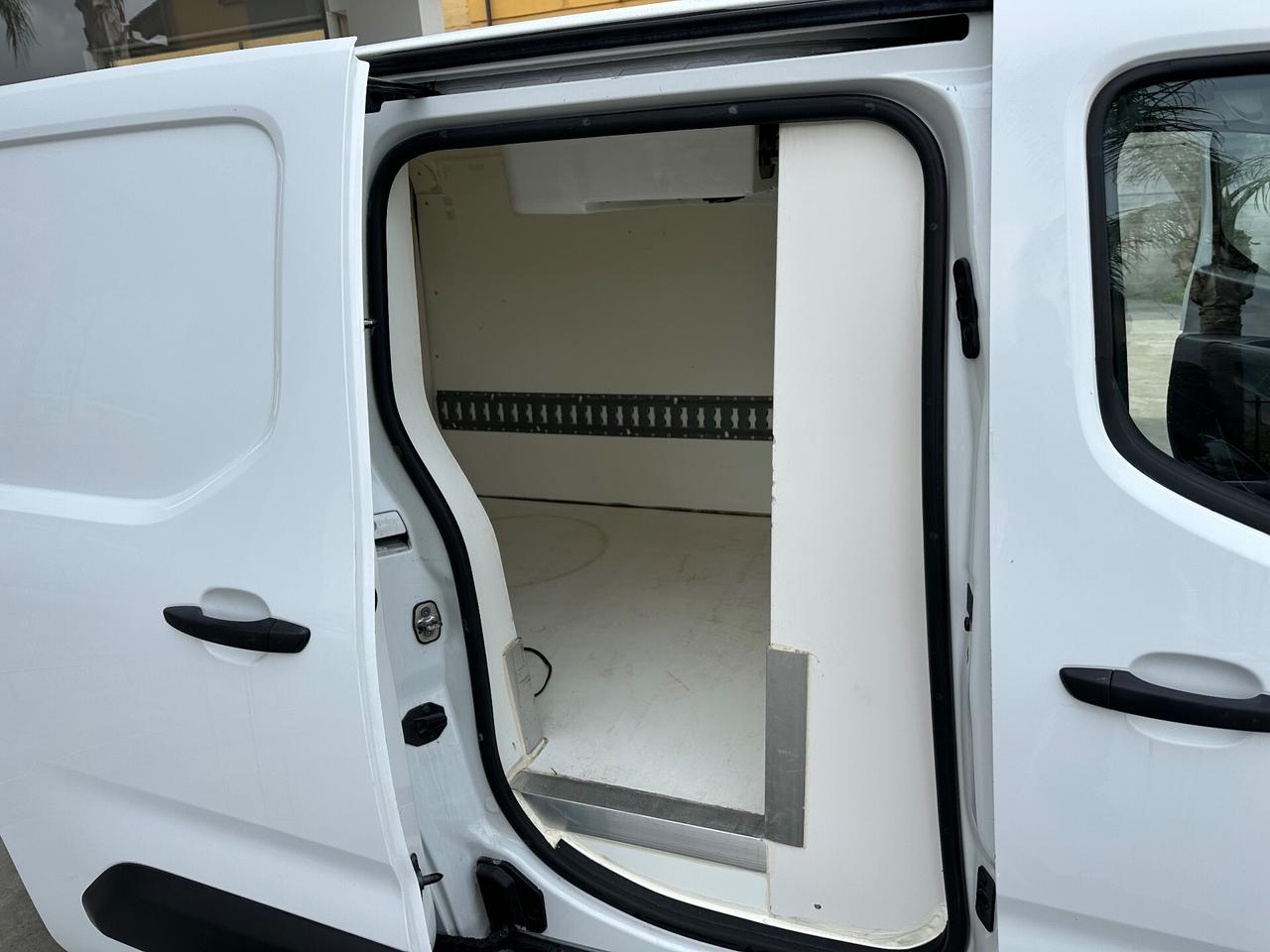 Opel Combo Cargo FRIGO 1.5 Diesel 100CV PC 650kG