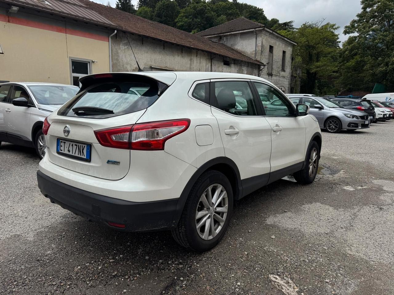 Nissan Qashqai 1.5 dCi DPF Tekna