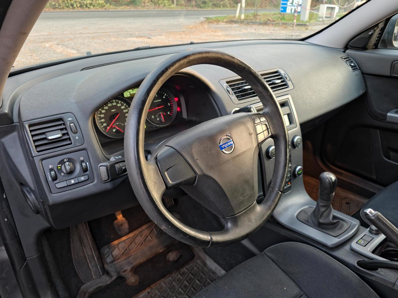 Volvo V50 D2 R-design CV-114 E5 Manuale NEO 2011