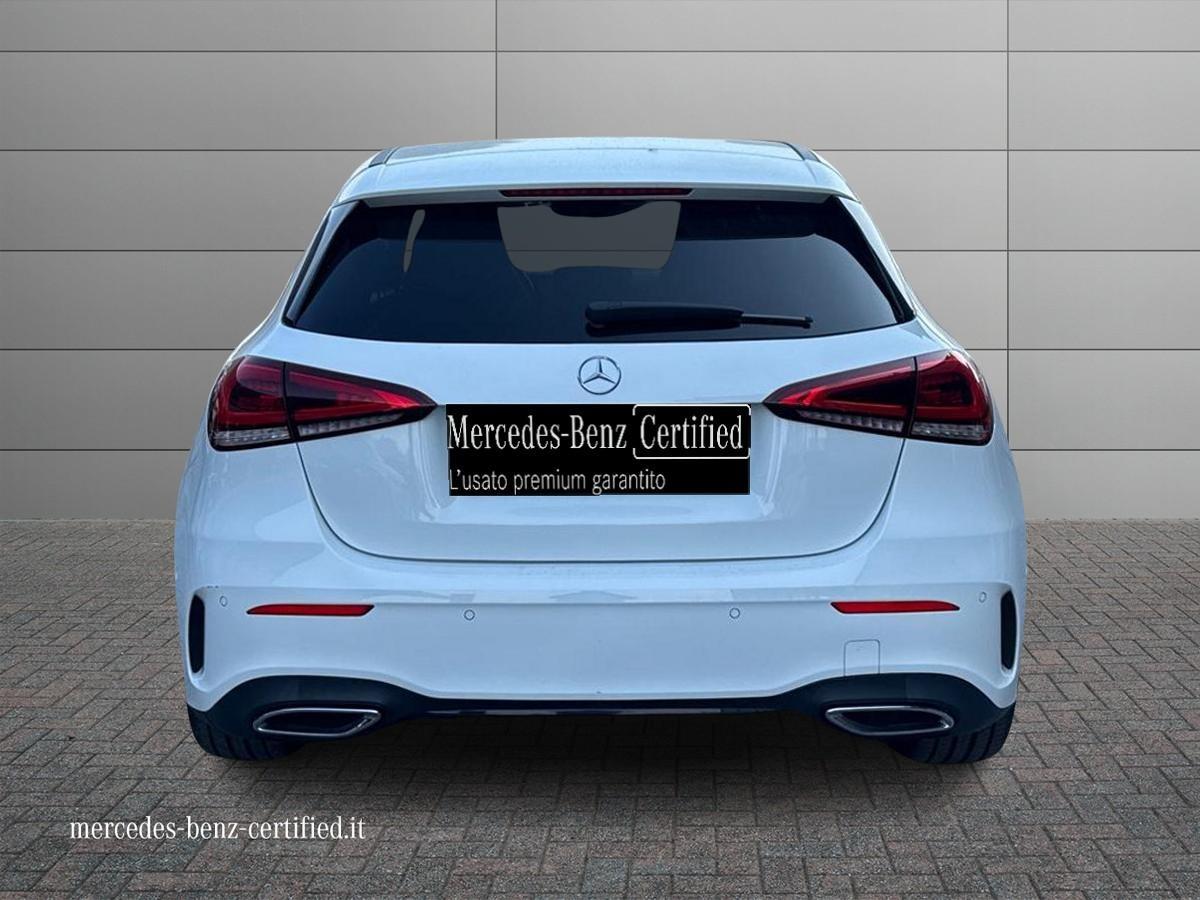 Mercedes-Benz A 200 d Premium auto
