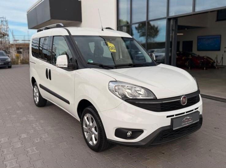 Fiat Doblò 1.4 T-Jet 16V Lounge AUTOVETTURA