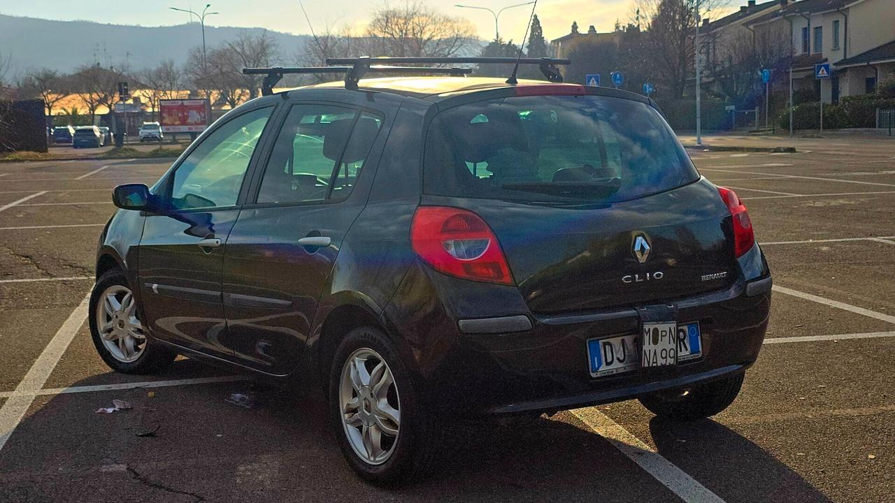 Renault Clio 1.5 dCi NEOPATENTATI