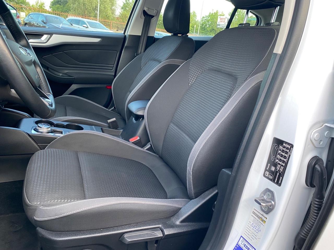 Ford Focus Berlina 1.5 120 CV automatico 5p. Business Co-Pilot