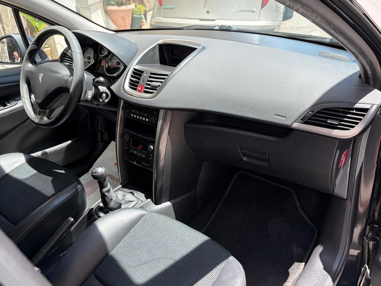 Peugeot 207 1.6 HDI 90CV 12 MESI DI GARANZIA