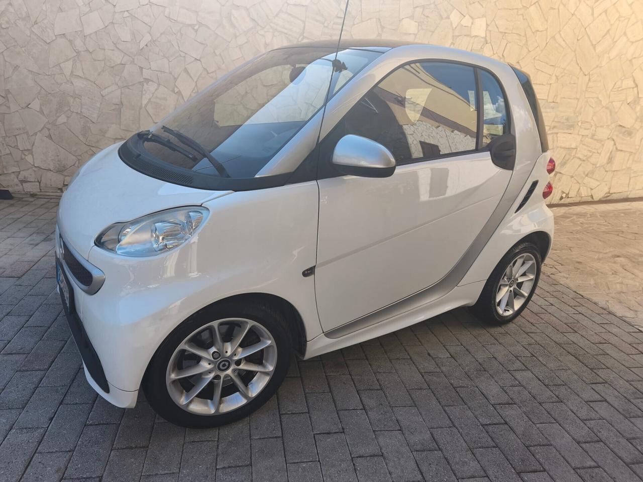 Smart ForTwo 1000 52 kW coupé passion