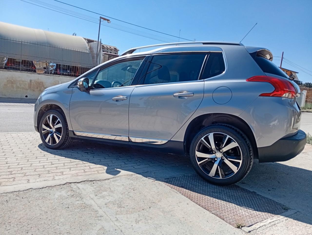 Peugeot 2008 BlueHDi 120 S&S Allure
