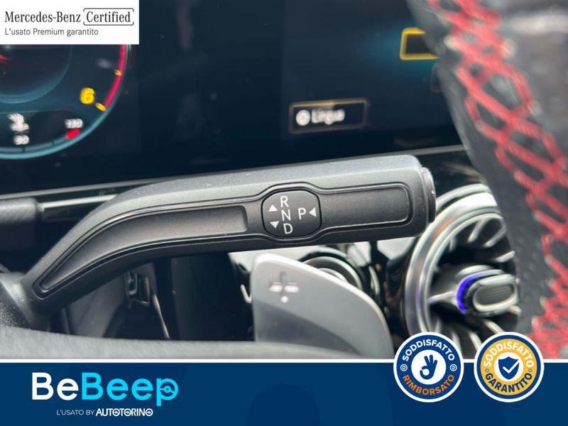 Mercedes-Benz GLA 200 D PREMIUM 4MATIC AUTO