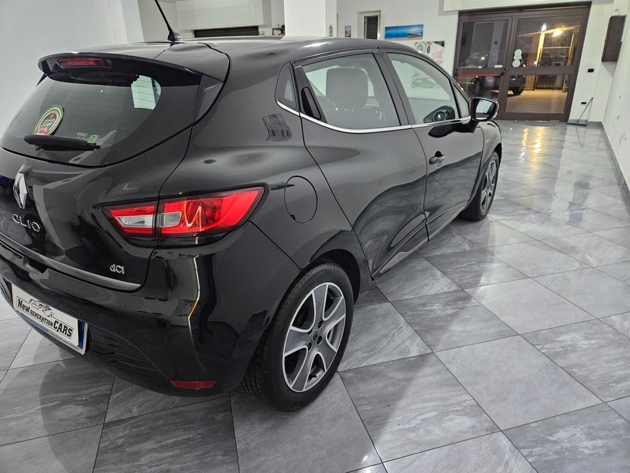 Renault Clio 1.5 dCi 8V 75CV 5 porte Costume National