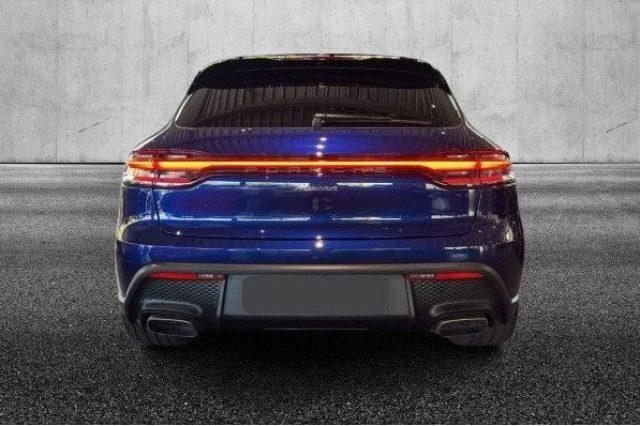 PORSCHE Macan 2.0