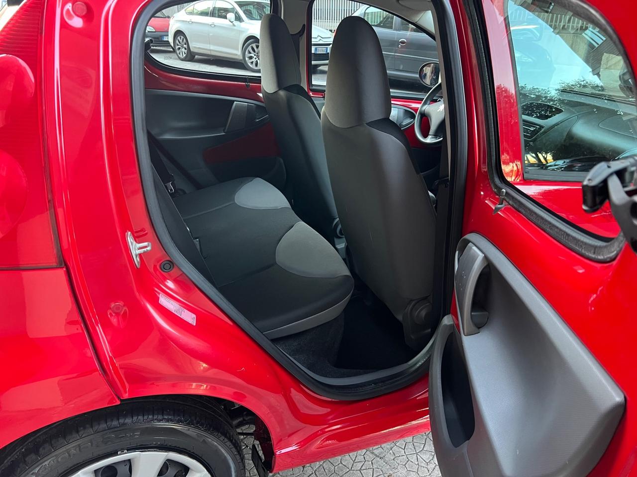 Peugeot 107 1.0 68CV 5p. Plaisir