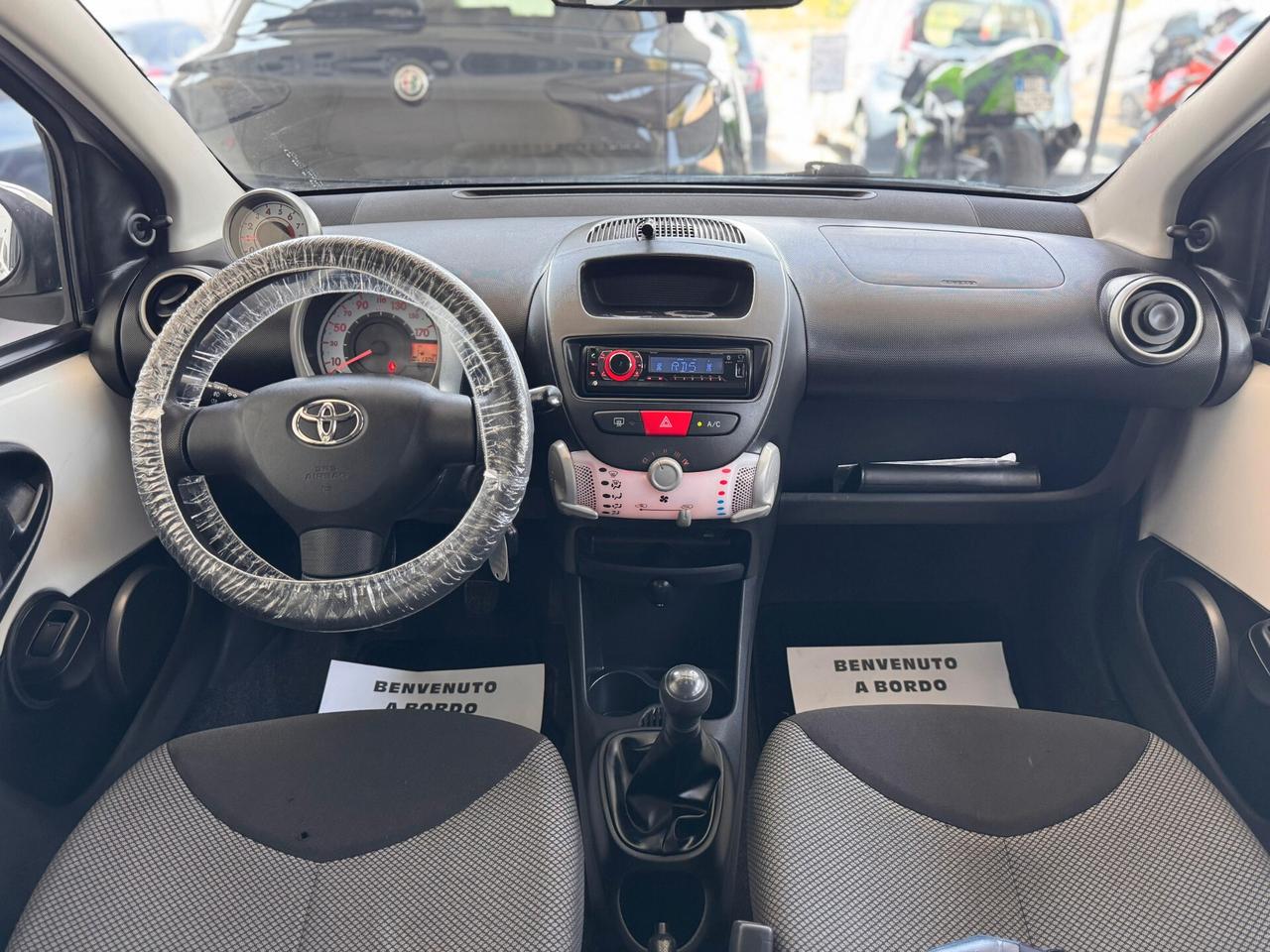 Toyota Aygo 1.0 12V VVT-i 5 porte Tobasco