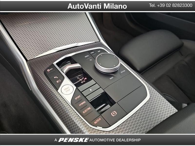 BMW Serie 3 330e Touring Msport