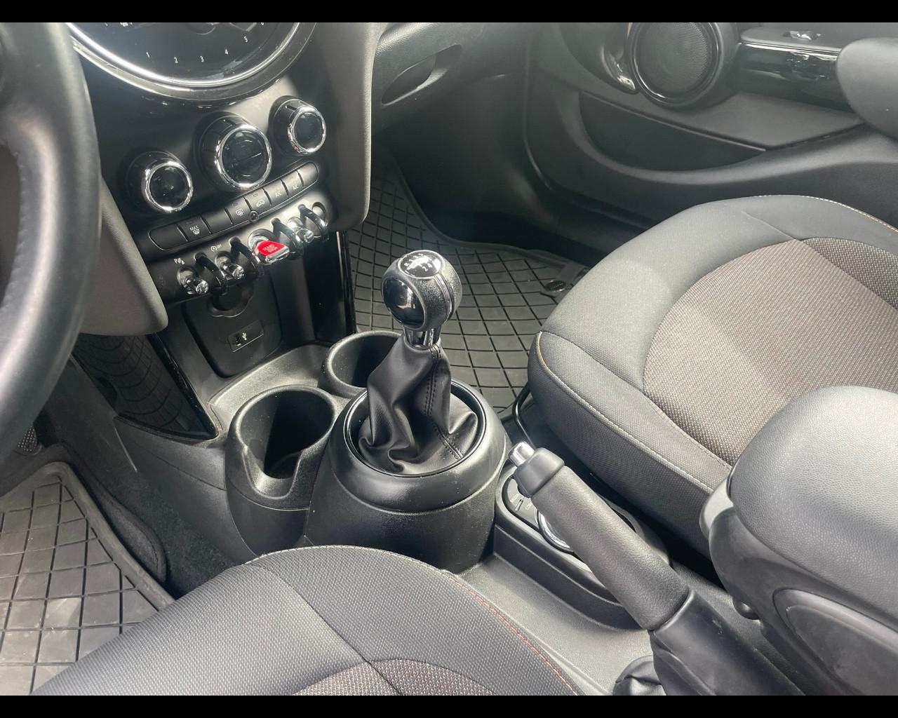 MINI Mini 5 porte (F55) - Mini 1.5 One 75 CV Classic 5 porte
