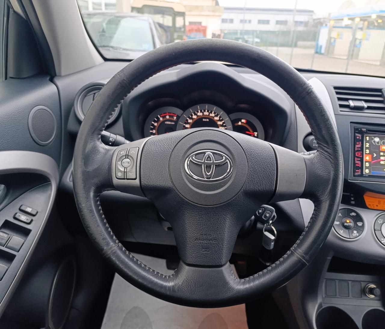 Toyota RAV 4 RAV4 2.2 D-4D 136 CV Sol