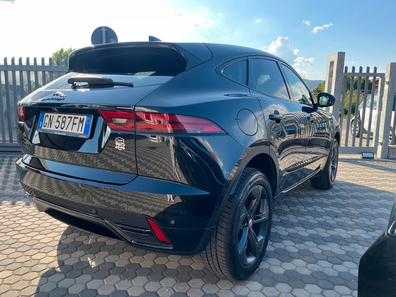 Jaguar E-Pace 2.0D I4 163 CV AWD Auto R-Dynamic SE