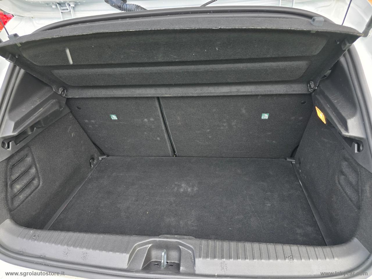 MITSUBISHI Colt 1.0L turbo 90 CV Invite