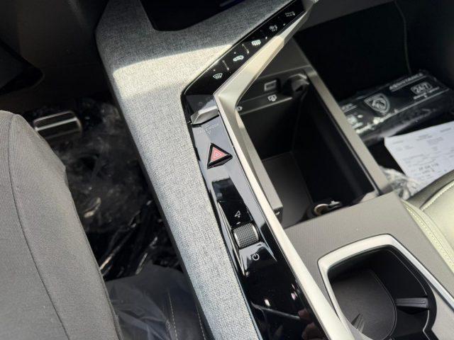PEUGEOT 3008 Hybrid 145 e-DCS6 GT