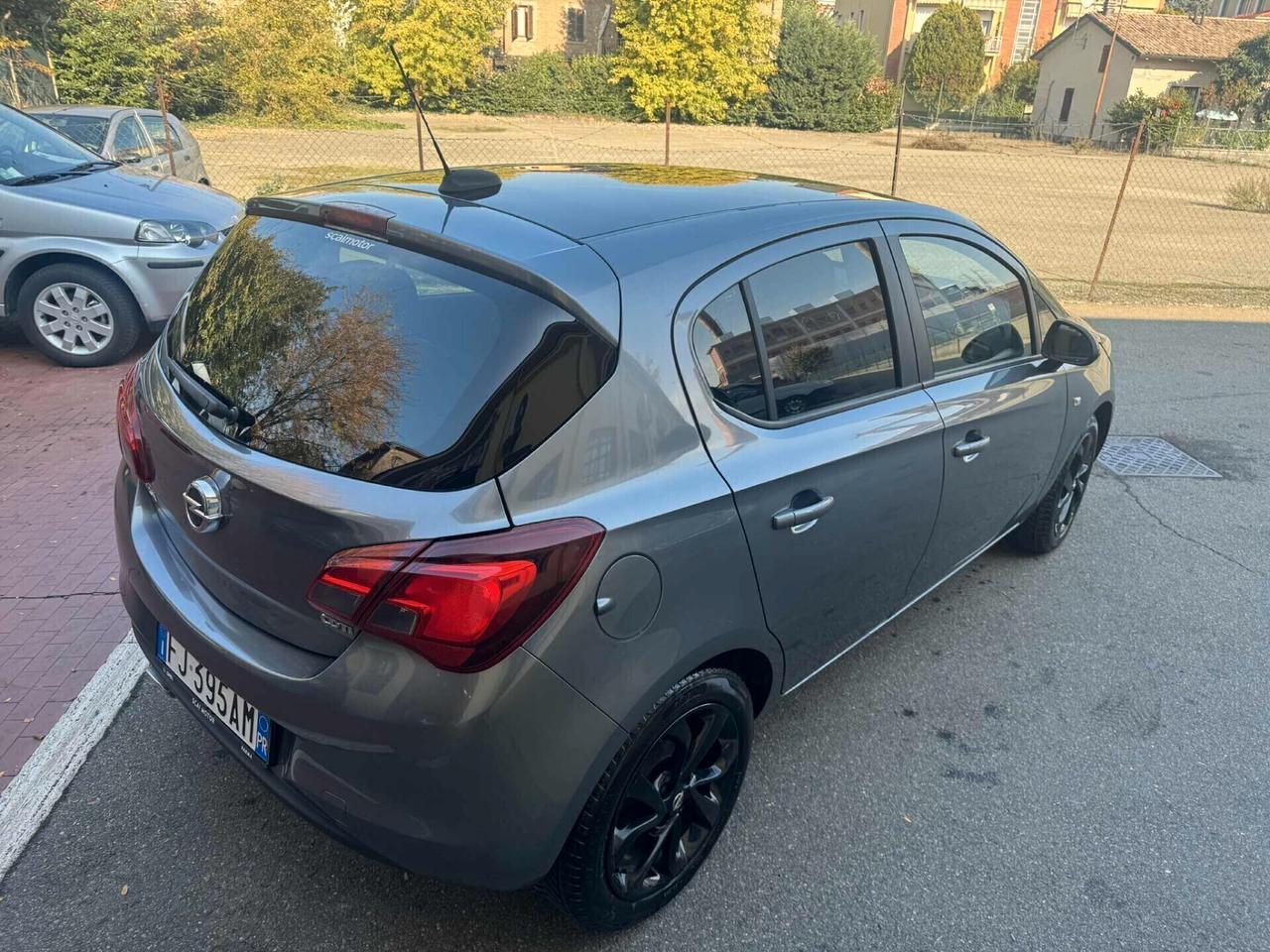 Opel Corsa 1.2 Diesel 5 porte b-Color 75cv