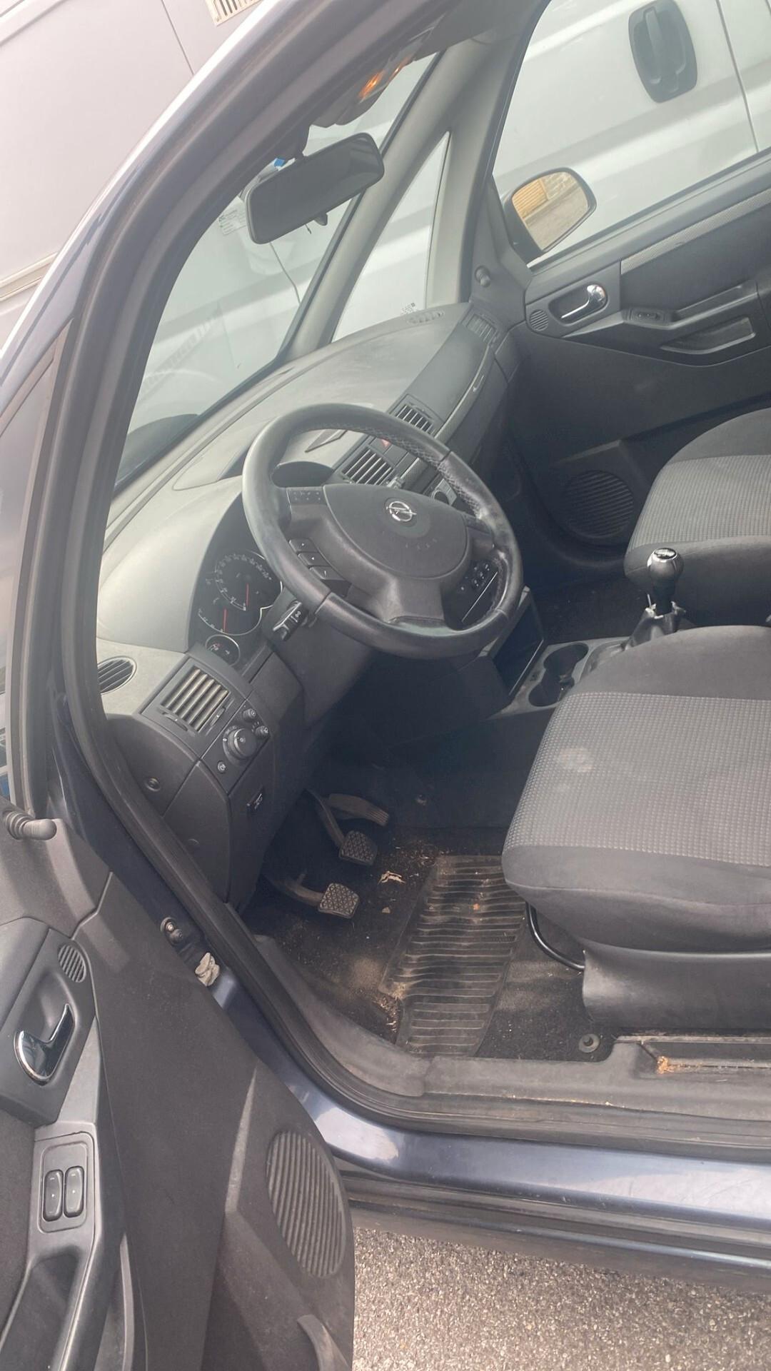 Opel Meriva 1.4 16V GPL-TECH Club