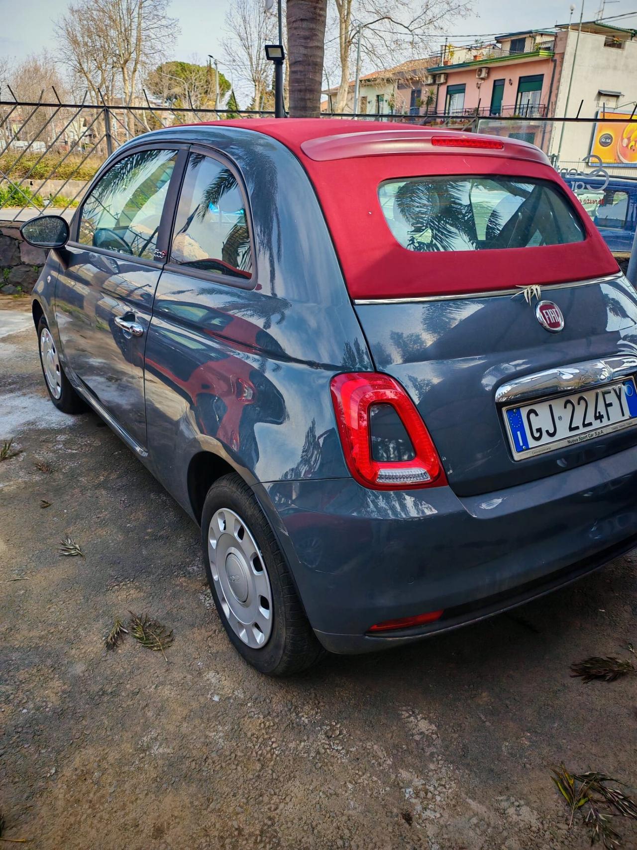 Fiat 500 C 1.0 Hybrid Red