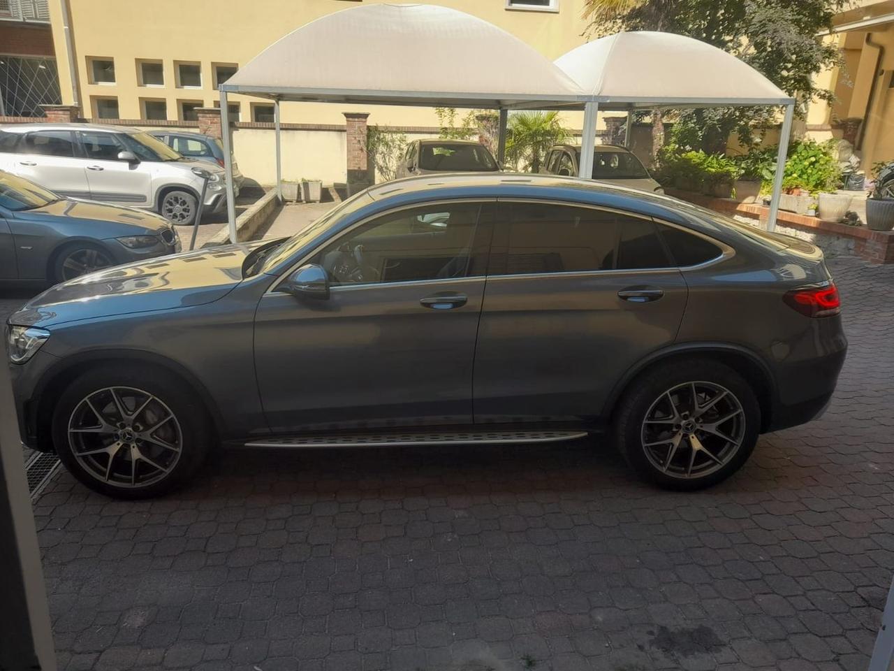 Mercedes-Benz GLC 220 Premium Plus #11059