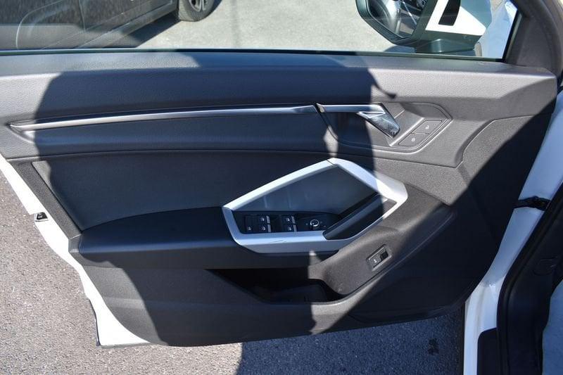 Audi Q3 Sportback 35 TDI S tronic Business Plus