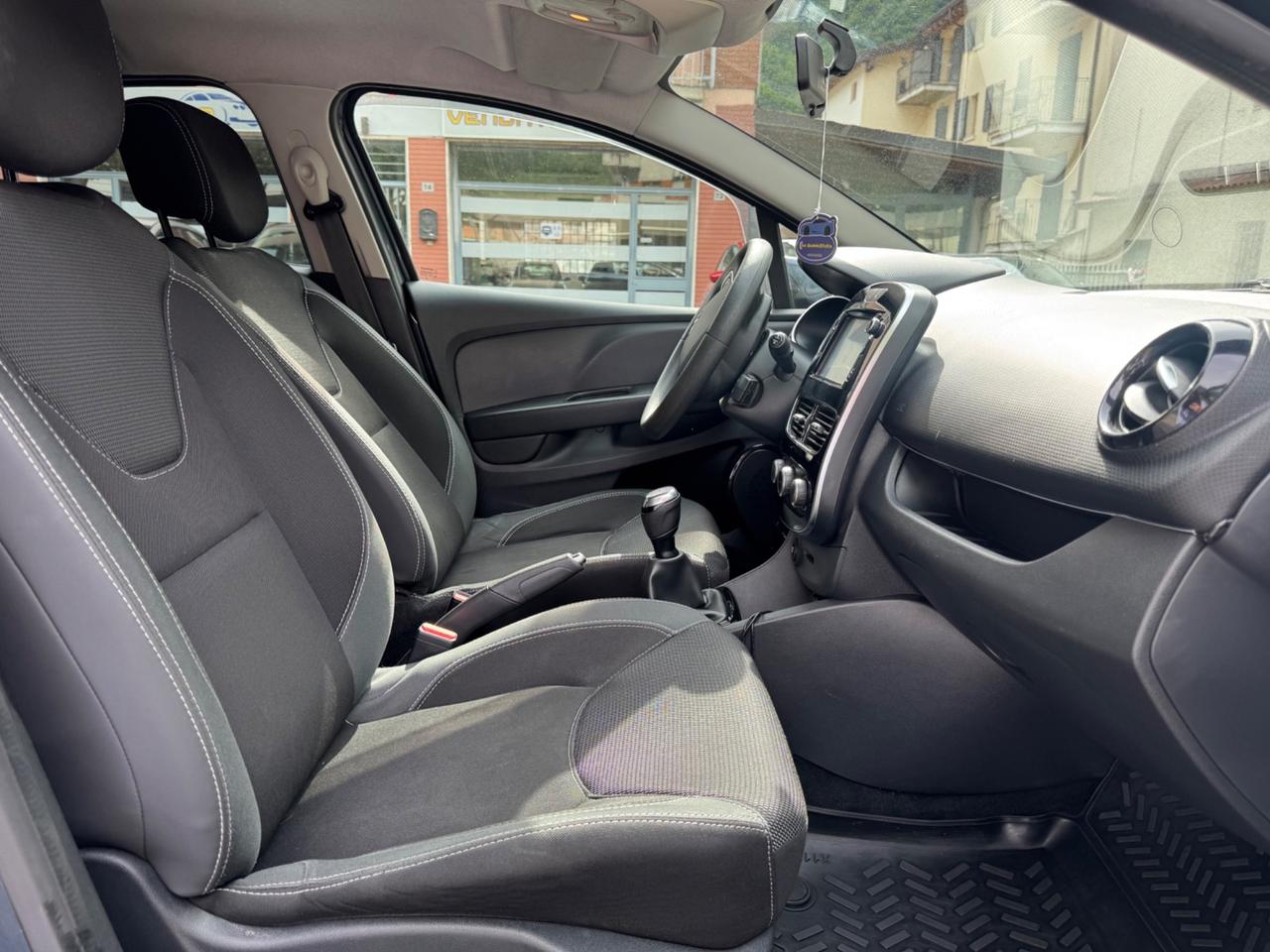 Renault Clio dCi 8V 75 CV Start&Stop 5 porte Energy Duel