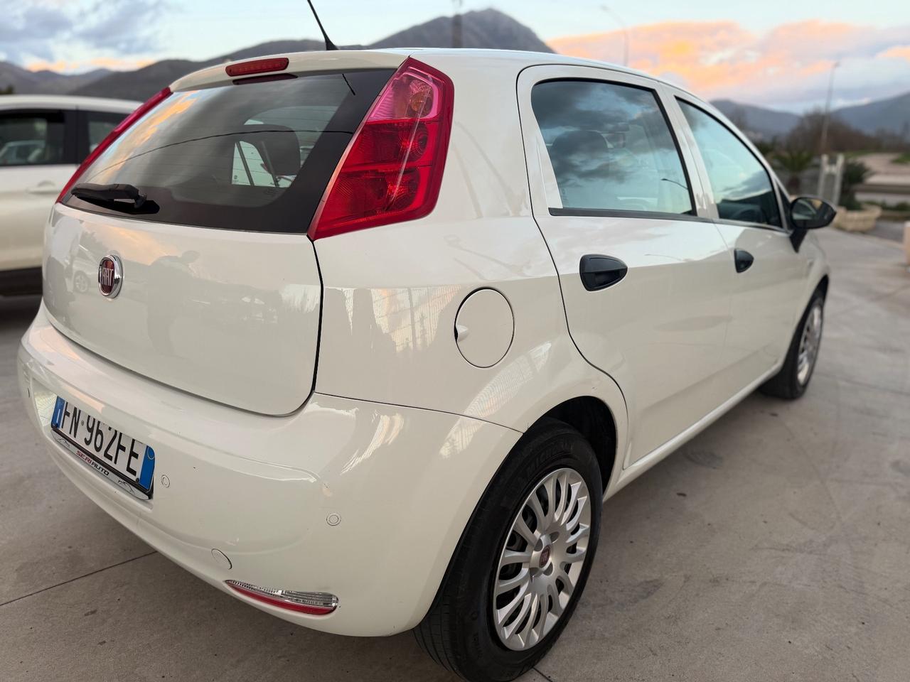 Fiat Punto 1.4 8V 5 porte GPL Street 2017
