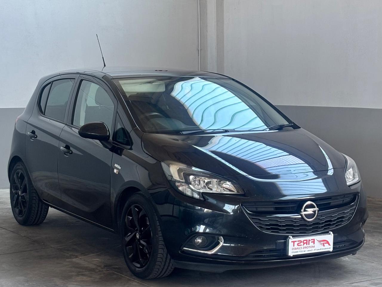 Opel Corsa 1.2 5 porte b-Color
