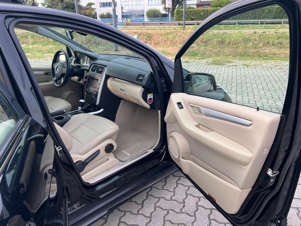 Mercedes-benz B 200 Turbo Sport