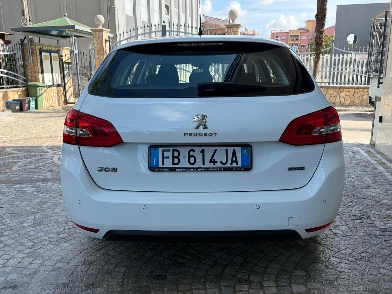 Peugeot 308 1.6 BlueHDi 100 S&S SW Allure