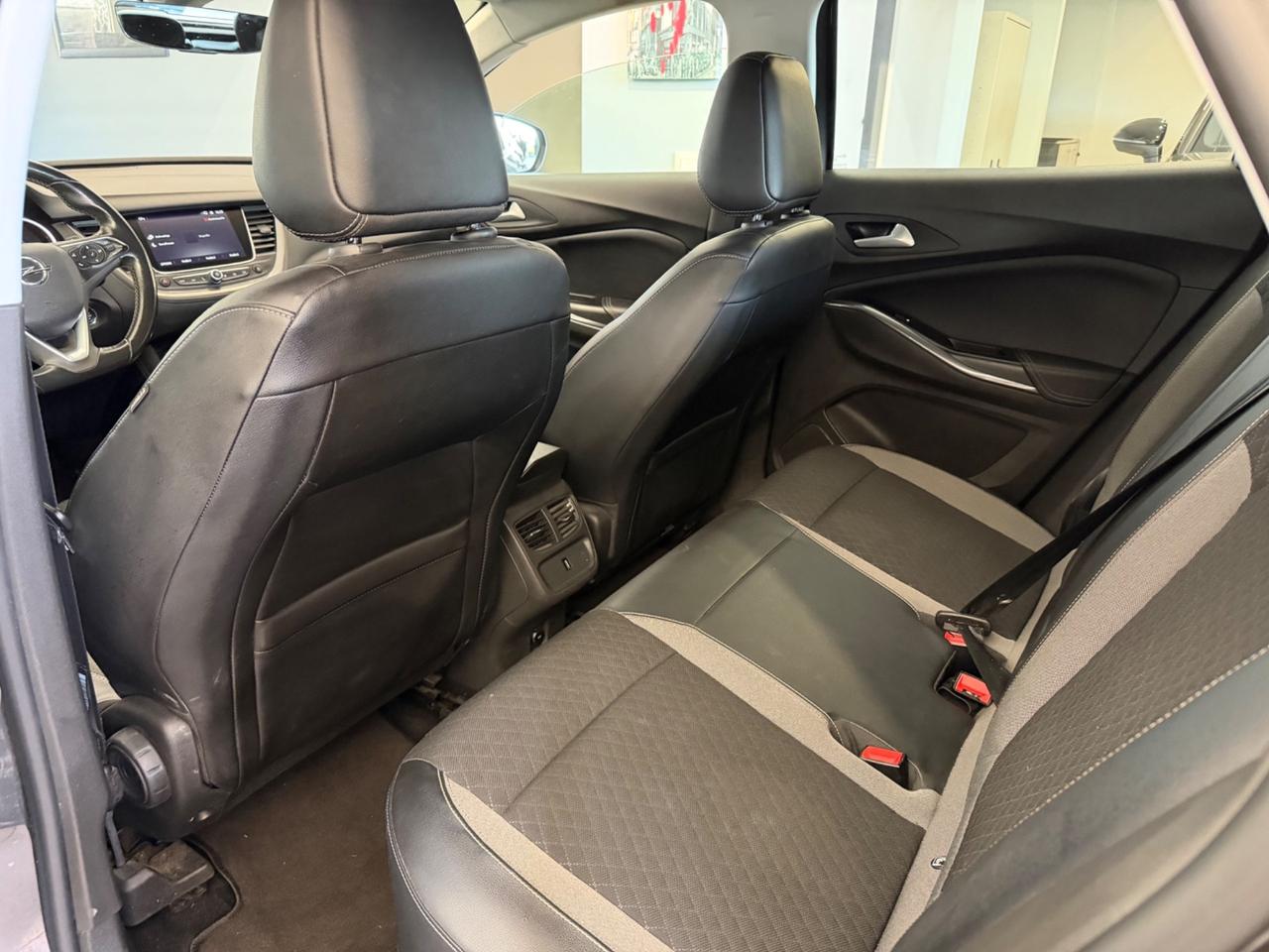 Opel Grandland X 1.6 Hybrid Plug-in aut. AWD Elegance 300CV