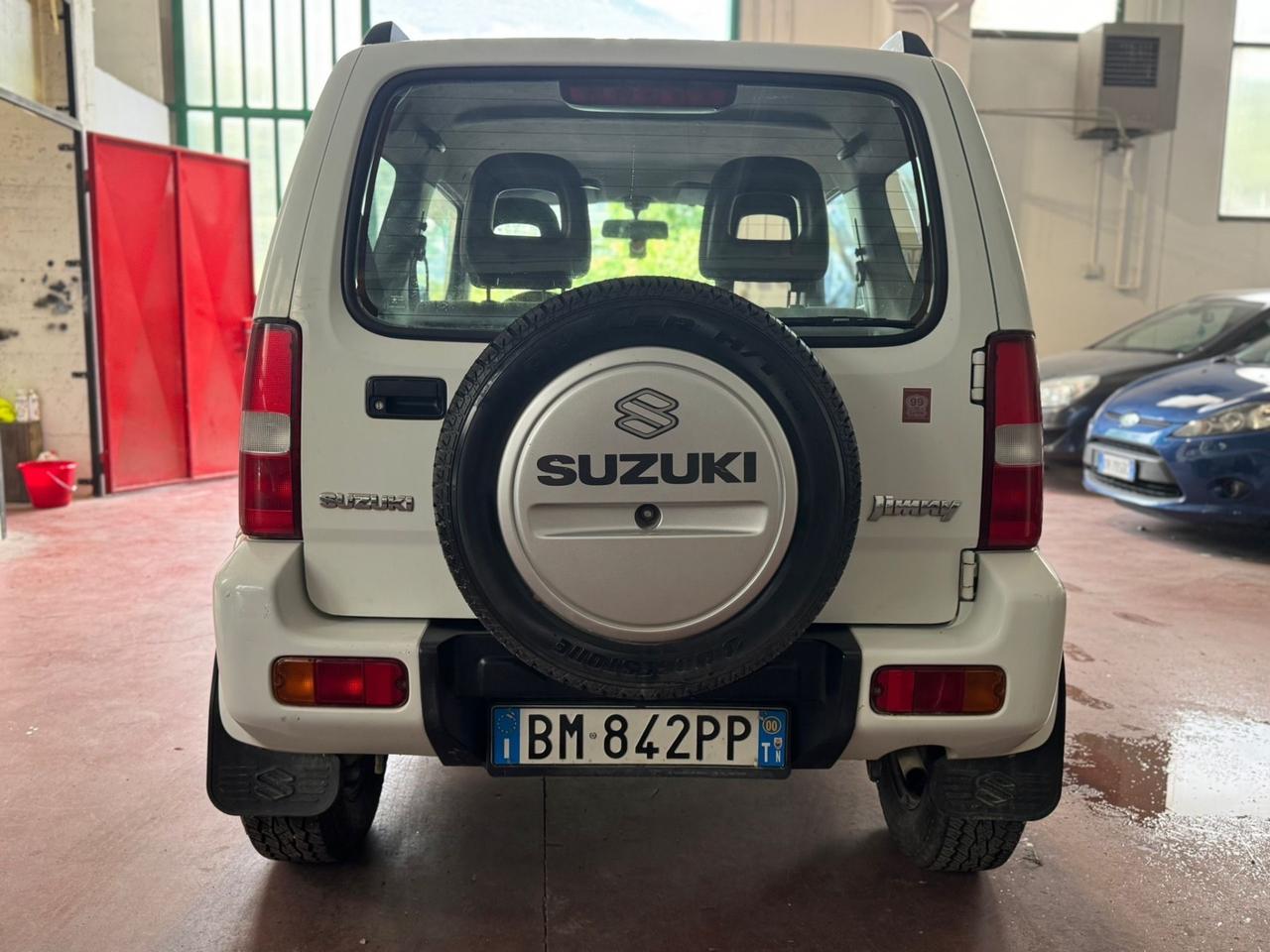 Suzuki Jimny 1.3i 16V cat 4WD JLX SI NEOPATENTATI