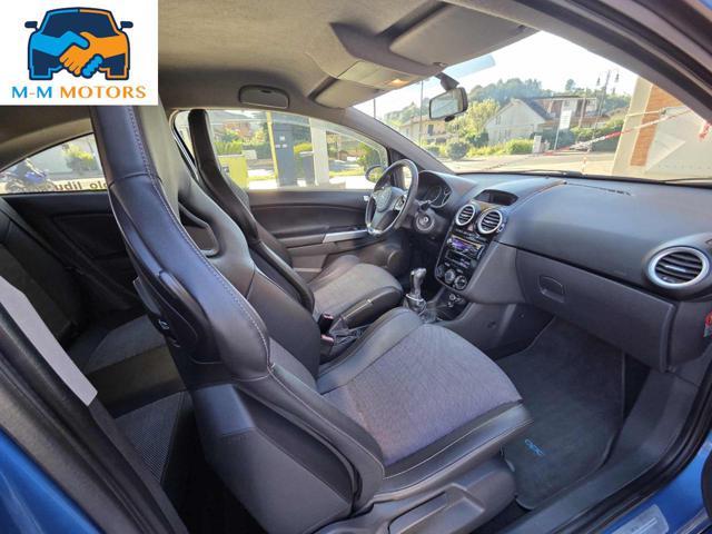 OPEL Corsa 1.6 T 192CV 3 porte OPC