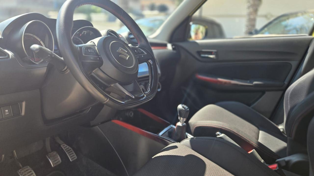 Suzuki Swift 1.4h Sport 2wd 130CV Uff Italy Led USB